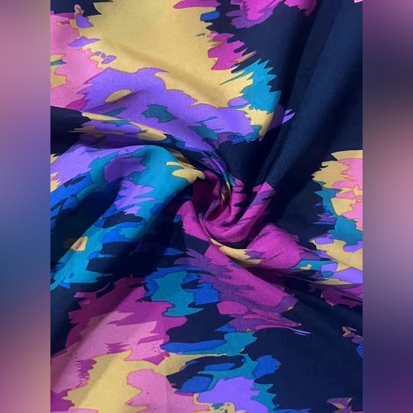 Jane Chic Designs Plus Size Sublimation Blouse - Picture 3 of 6